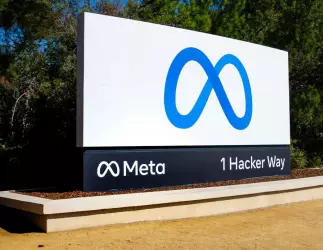 Лама получила одобрение для федерального использования, в то время как Meta расширяет влияние в области искусственного интеллекта.