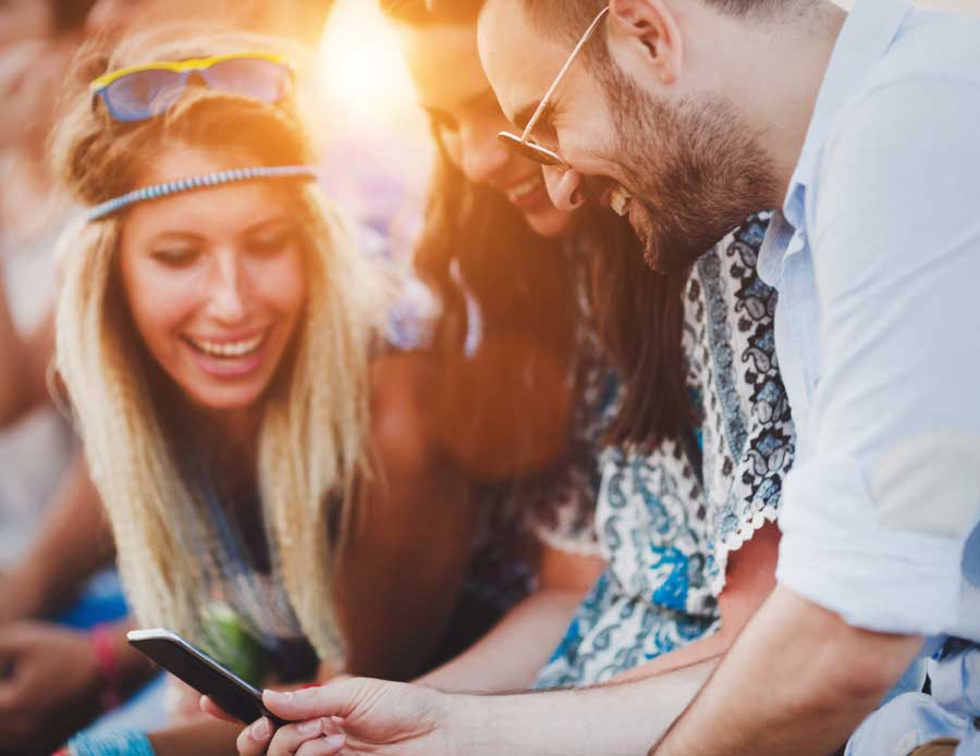 Социальное приложение OpenAI под названием Sora выходит как независимая платформа с обновленной версией Sora 2.